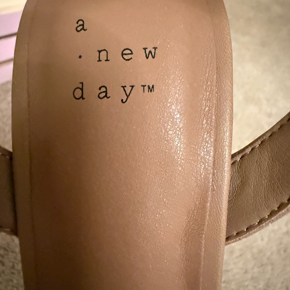 a .new day - Women’s size 6.5 Elegant Beige Rhinestone Slingback Heels - Picture 5 of 5